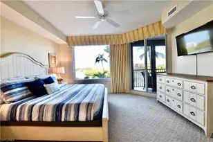 430 Cove Tower Dr, Naples, FL 34110 - Photo 10