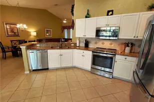 10125 Colonial Country Club Blvd, Fort Myers, FL 33913 - Photo 18