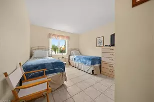1001 Foxfire Ln, Naples, FL 34104 - Photo 24