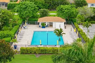 1001 Foxfire Ln, Naples, FL 34104 - Photo 40