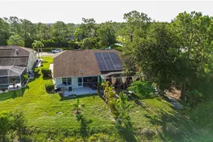 5205 Whitten Dr, Naples, FL 34104 - Photo 12
