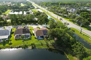 5205 Whitten Dr, Naples, FL 34104 - Photo 42