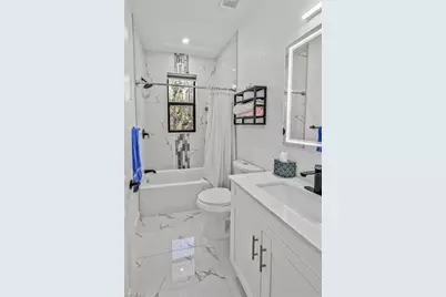 1867 Long Beach Dr, Lehigh Acres, FL 33972 - Photo 20