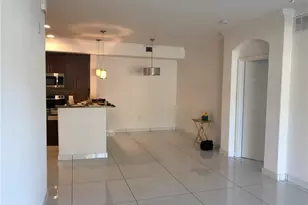 13150 Bella Casa Cir, Fort Myers, FL 33966 - Photo 4