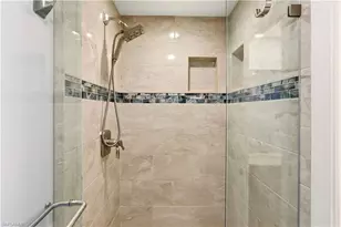 4001 Gulf Shore Blvd N, Naples, FL 34103 - Photo 16