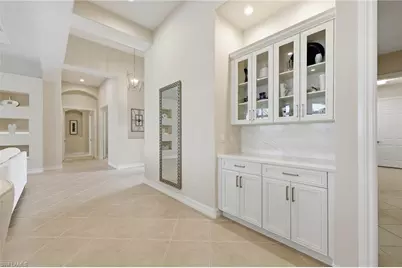 8950 Shenendoah Cir, Naples, FL 34113 - Photo 10