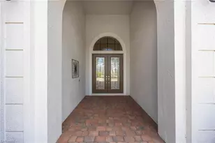 8950 Shenendoah Cir, Naples, FL 34113 - Photo 6