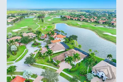 8950 Shenendoah Cir, Naples, FL 34113 - Photo 4