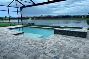 3725 Sapphire Cove Cir E, Naples, FL 34114 - Photo 14