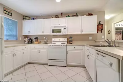 4070 10th Ave SE, Naples, FL 34117 - Photo 10