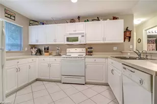 4070 10th Ave SE, Naples, FL 34117 - Photo 10