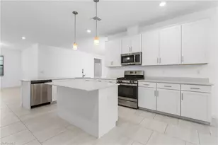 18324 Ridgeline Dr, Estero, FL 33928 - Photo 10