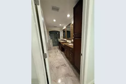 9802 Van St, Tampa, FL 33615 - Photo 10