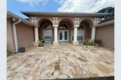 9802 Van St, Tampa, FL 33615 - Photo 2