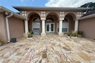 9802 Van St, Tampa, FL 33615 - Photo 2