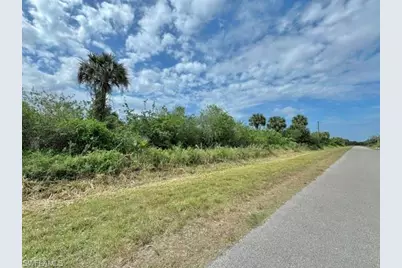 39th Ave NW, Naples, FL 34120 - Photo 1