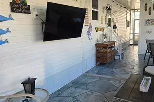 114 Elise Dr, Fort Myers, FL 33908 - Photo 2