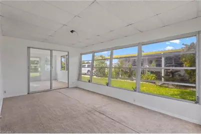 510 Menton Ln, Naples, FL 34112 - Photo 6