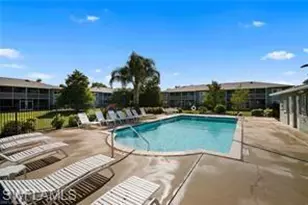 130 Cypress Way E, Naples, FL 34110 - Photo 2