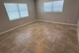 4319 Golden Gate Pkwy, Naples, FL 34116 - Photo 20