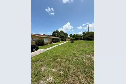4319 Golden Gate Pkwy, Naples, FL 34116 - Photo 8