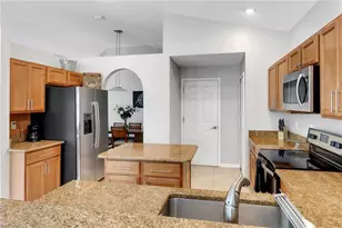 6773 Southern Oak Ct, Naples, FL 34109 - Photo 14