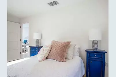 114 Jeepers Dr, Naples, FL 34112 - Photo 16