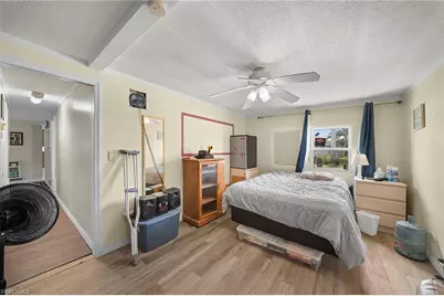 11170 Ballweg Ln, Fort Myers, FL 33908 - Photo 20