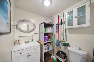 11170 Ballweg Ln, Fort Myers, FL 33908 - Photo 18