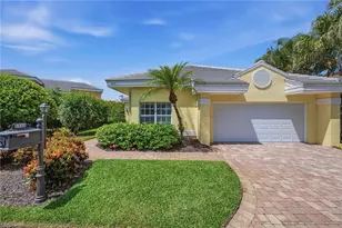 5900 Fountain Dr, Naples, FL 34119 - Photo 1