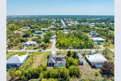 11693 Oakland Dr, Bokeelia, FL 33922 - Photo 36
