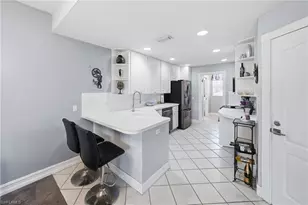 5661 Cove Cir, Naples, FL 34119 - Photo 8