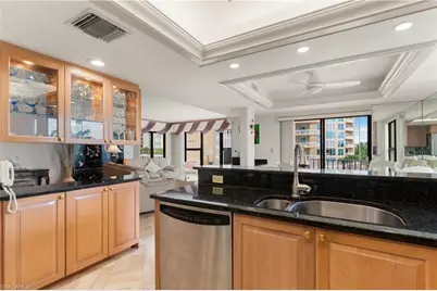 4451 Gulf Shore Blvd N #505, Naples, FL 34103 - Photo 10