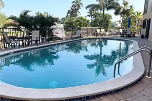 1165 Clam Ct, Naples, FL 34102 - Photo 30