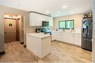 2931 18th Ave NE, Naples, FL 34120 - Photo 10