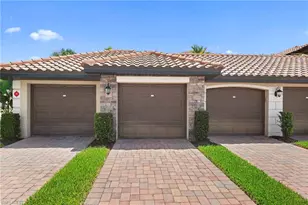 28011 Bridgetown Ct, Bonita Springs, FL 34135 - Photo 4