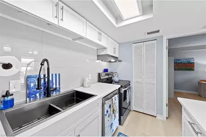 248 Palm Dr #3, Naples, FL 34112 - Photo 6