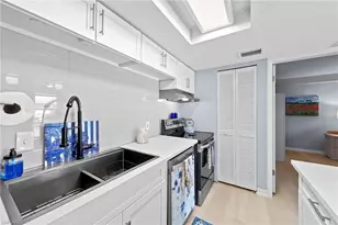 248 Palm Dr, Naples, FL 34112 - Photo 6