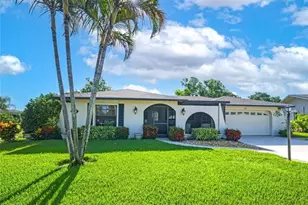 120 Fleur De Lis Ln, Naples, FL 34112 - Photo 1