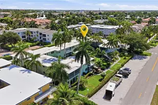 285 8th Ave S, Naples, FL 34102 - Photo 2