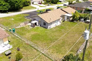 1940 48th St SW, Naples, FL 34116 - Photo 10