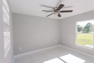 2644 Gretchen Ave S, Lehigh Acres, FL 33973 - Photo 2