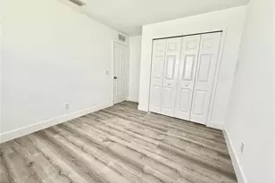 305-307 Homer Ave S, Lehigh Acres, FL 33973 - Photo 10
