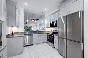 810 New Waterford Dr, Naples, FL 34104 - Photo 6
