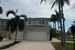 1305 Mariposa Cir, Naples, FL 34105 - Photo 8