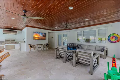 1300 Hilltop Dr, Naples, FL 34103 - Photo 24