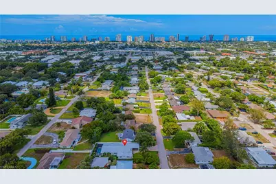 1300 Hilltop Dr, Naples, FL 34103 - Photo 30
