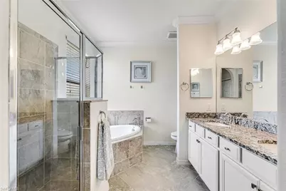 1427 Oceania Dr S, Naples, FL 34113 - Photo 12
