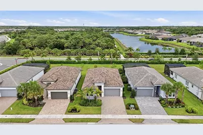12349 Dahlia Ct, Naples, FL 34120 - Photo 32