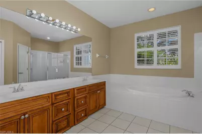11082 Lakeland Cir, Fort Myers, FL 33913 - Photo 20